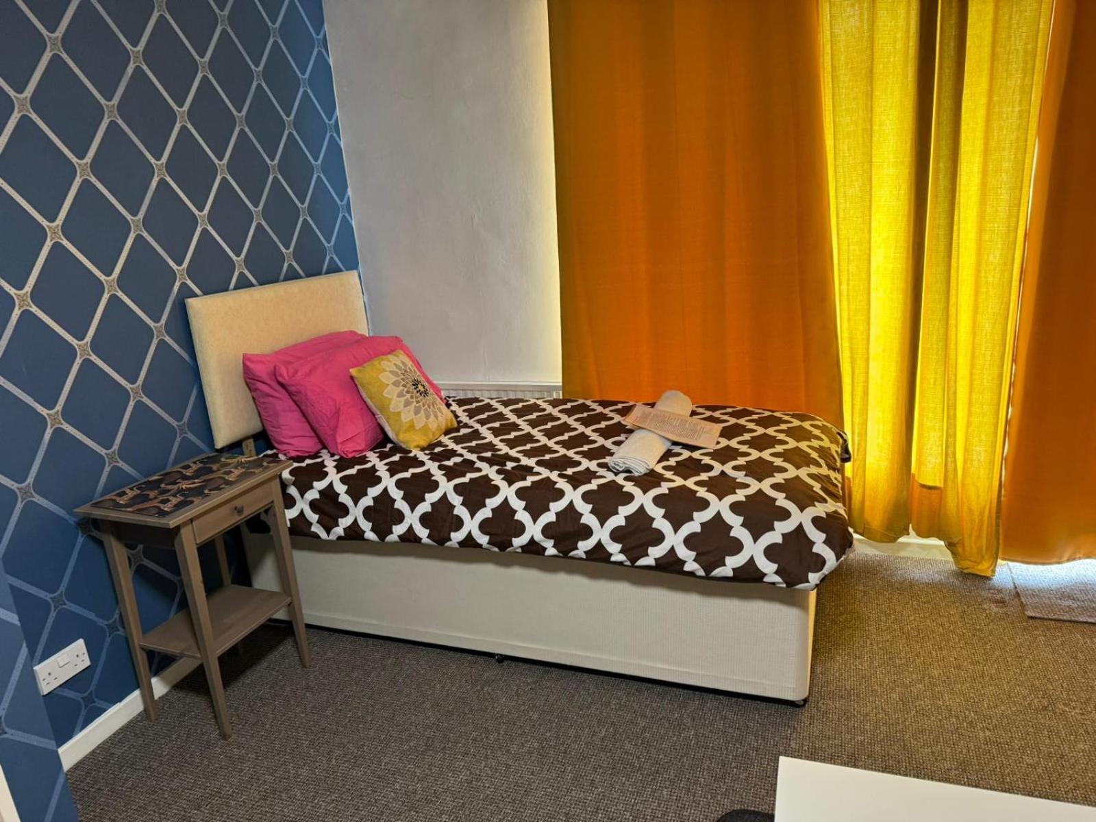 Gatwick Star Night Stay - Gatwick Crawley  Ngoại thất bức ảnh